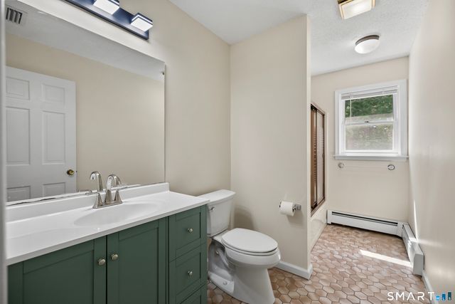 11 Goodrich Drive, Wethersfield, CT 06109