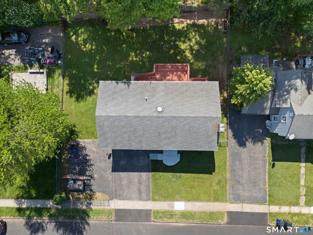 11 Goodrich Drive, Wethersfield, CT 06109