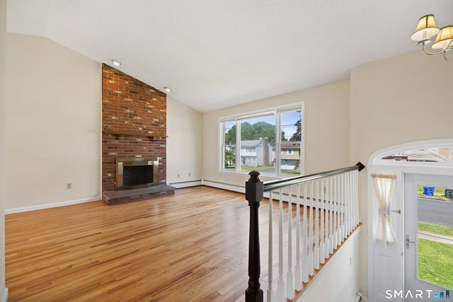 11 Goodrich Drive, Wethersfield, CT 06109
