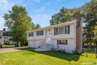 11 Goodrich Drive, Wethersfield, CT 06109