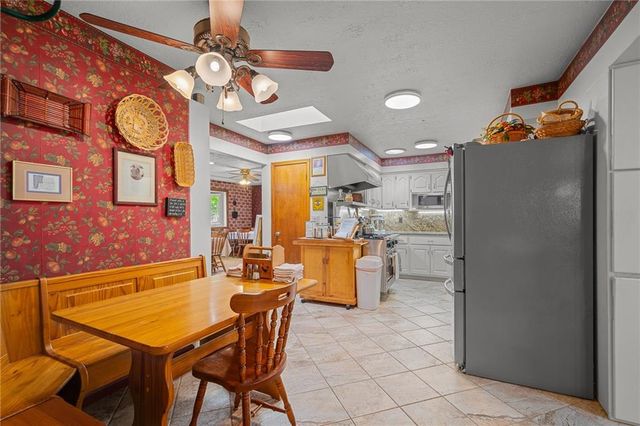 2804 E 174th Street, Belton, MO 64012