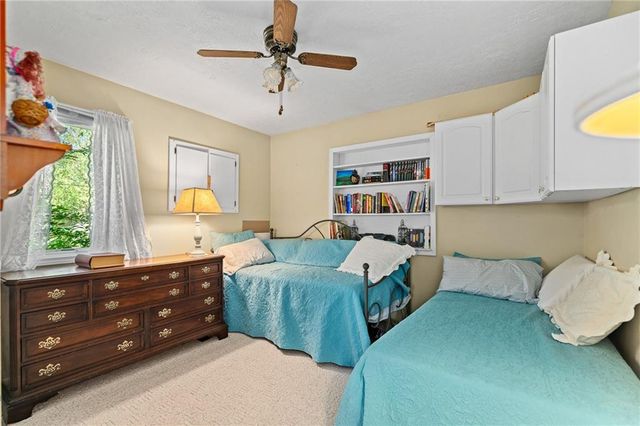 2804 E 174th Street, Belton, MO 64012