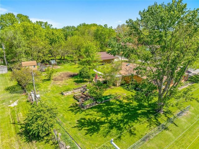 2804 E 174th Street, Belton, MO 64012