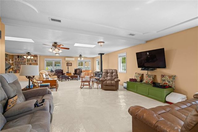 2804 E 174th Street, Belton, MO 64012