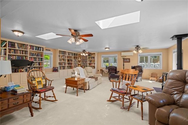 2804 E 174th Street, Belton, MO 64012
