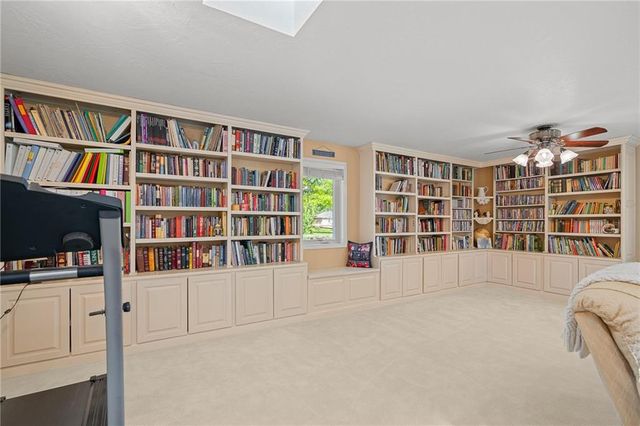 2804 E 174th Street, Belton, MO 64012