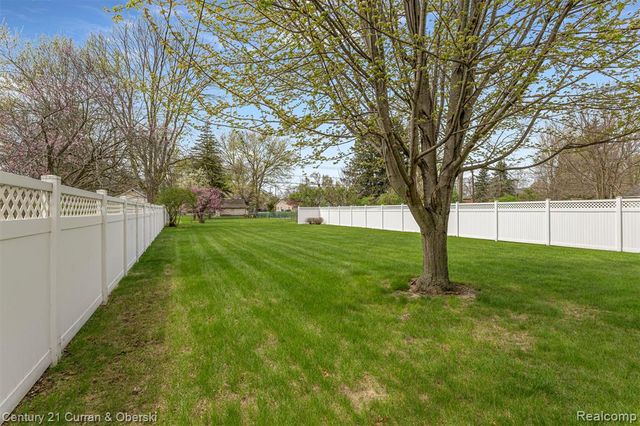 60 S Biggs Street, Belleville, MI 48111