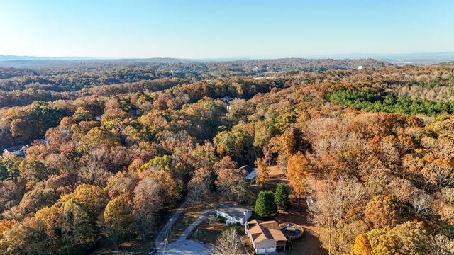 8200 Troubadour Way, Ooltewah, TN 37363