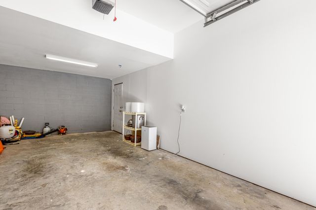 8200 Troubadour Way, Ooltewah, TN 37363