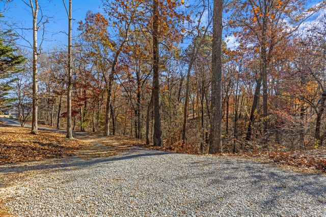 8200 Troubadour Way, Ooltewah, TN 37363