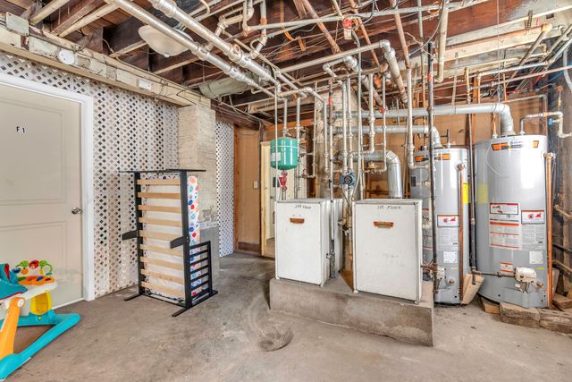 1305 W Fred Street, Whiting, IN 46394
