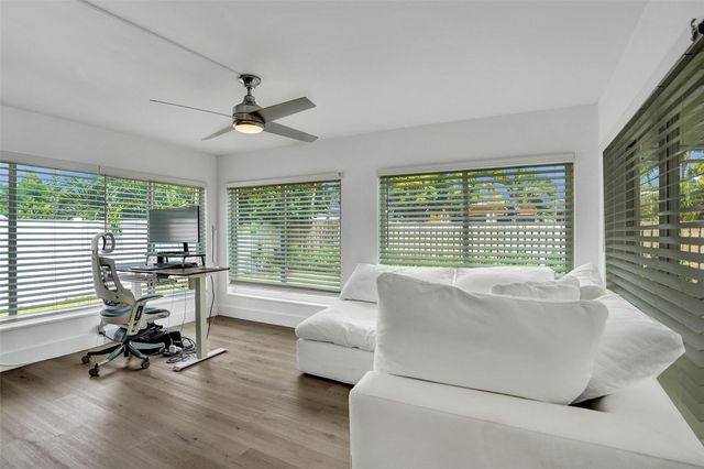2136 NE 3rd Way, Boca Raton, FL 33431