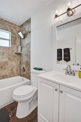2136 NE 3rd Way, Boca Raton, FL 33431