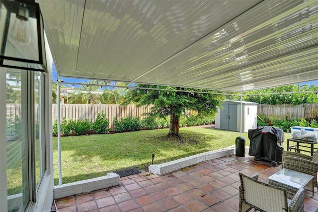 2136 NE 3rd Way, Boca Raton, FL 33431