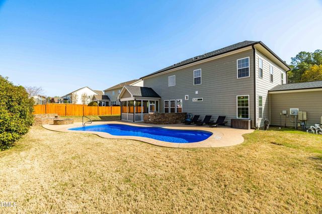 404 Glenville Lake Drive, Fuquay Varina, NC 27526