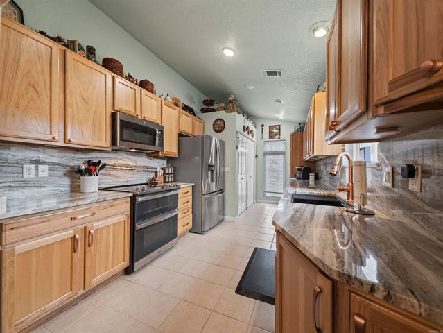 121 Viscara Way, Hot Springs Village, AR 71909