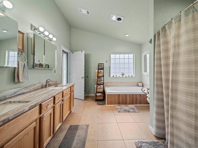 121 Viscara Way, Hot Springs Village, AR 71909