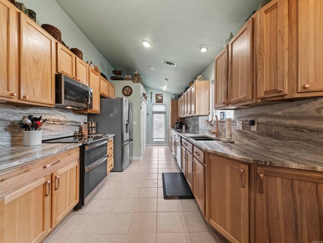 121 Viscara Way, Hot Springs Village, AR 71909