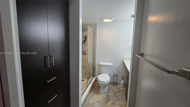 250 Jacaranda Dr 608, Plantation, FL 33324