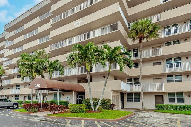 250 Jacaranda Dr 608, Plantation, FL 33324