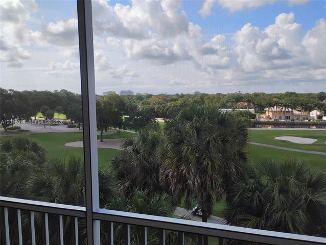 250 Jacaranda Dr 608, Plantation, FL 33324