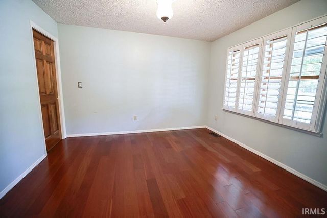 5109 N Weathers Court, Bloomington, IN 47404