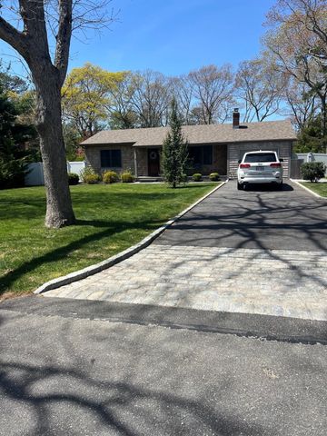 69 Rogers Avenue, Westhampton Beach, NY 11978