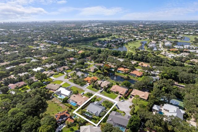 3605 SW 23rd Street, Delray Beach, FL 33445