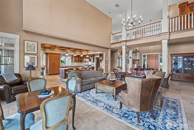 7104 E Grapeview Loop Road, Allyn, WA 98524