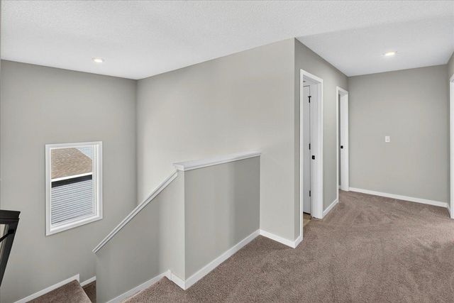 9662 32nd Street NE, Saint Michael, MN 55376