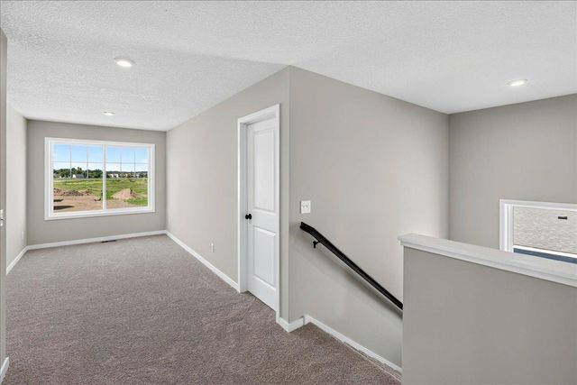 9662 32nd Street NE, Saint Michael, MN 55376
