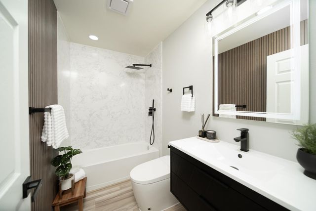 811 Nevada St, Manteca, CA 95337