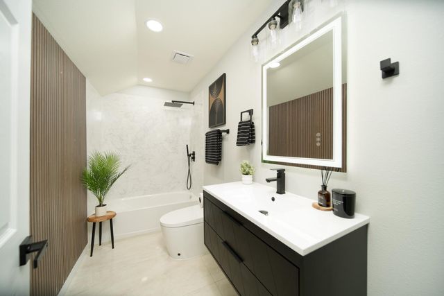 811 Nevada St, Manteca, CA 95337