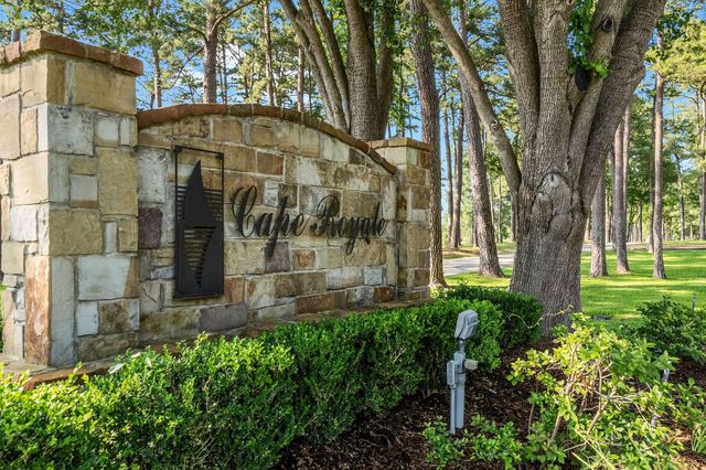 23 N Pine Harbour Drive, Coldspring, TX 77331