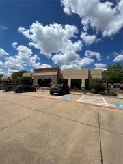 8710 Greenville, Dallas, TX 75243