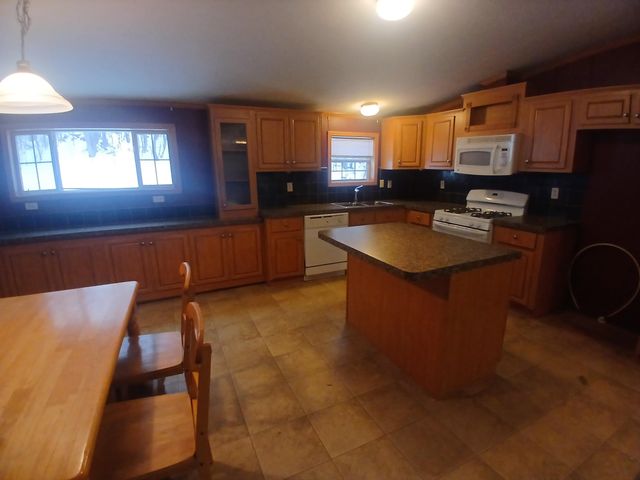 386 Methodist Hill Road, Enfield, NH 03748