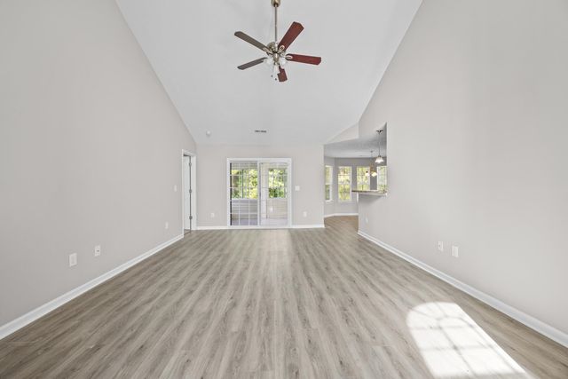 121 Emily Springs Dr., Conway, SC 29527