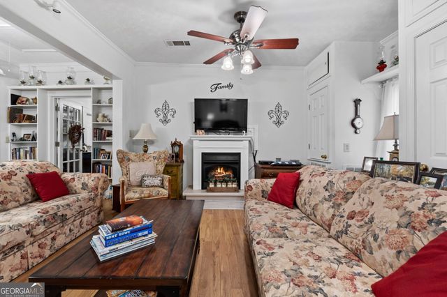 2037 Jeff Davis Road, Thomaston, GA 30286