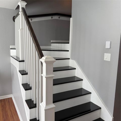 1831 Sherwood Forest Street 20, Houston, TX 77043