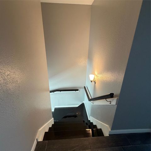 1831 Sherwood Forest Street 20, Houston, TX 77043