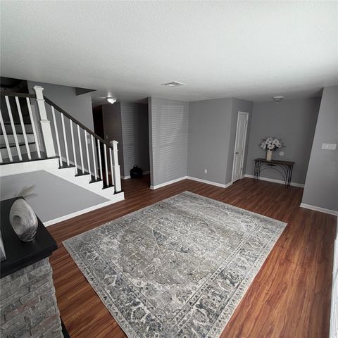 1831 Sherwood Forest Street 20, Houston, TX 77043