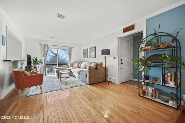 88 Tower Hill Drive, Red Bank, NJ 07701