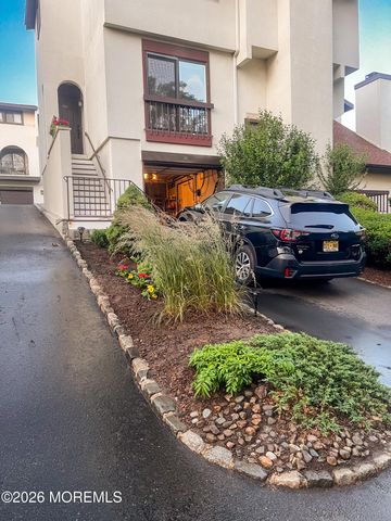 88 Tower Hill Drive, Red Bank, NJ 07701