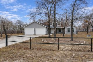 210 Inwood, Poteet, TX 78065