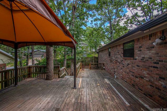 1 Cedar Creek Court, North Little Rock, AR 72116
