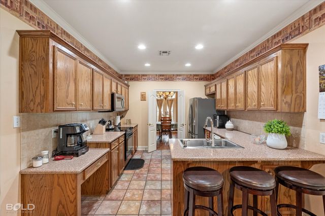 122 Dogwood South Lane, Haughton, LA 71037