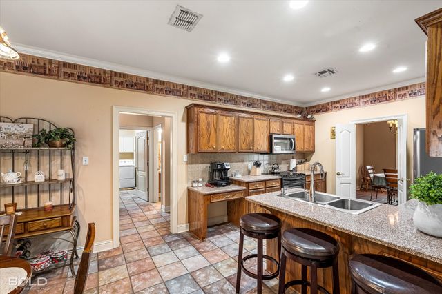 122 Dogwood South Lane, Haughton, LA 71037