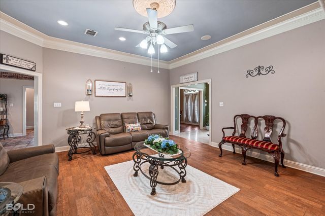 122 Dogwood South Lane, Haughton, LA 71037