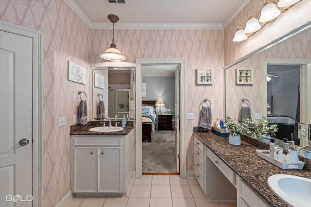 122 Dogwood South Lane, Haughton, LA 71037