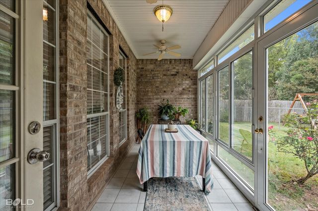 122 Dogwood South Lane, Haughton, LA 71037